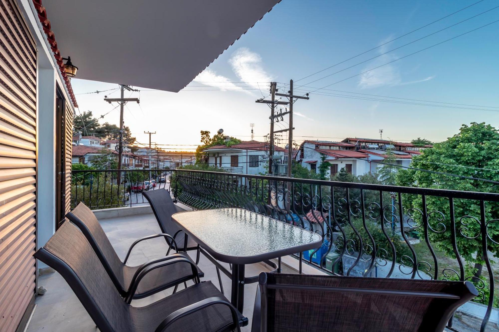 Properstay 101 - Casa Leonardo Chalkidiki Políhrono Kültér fotó